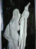 7 - Jeune femme au violon